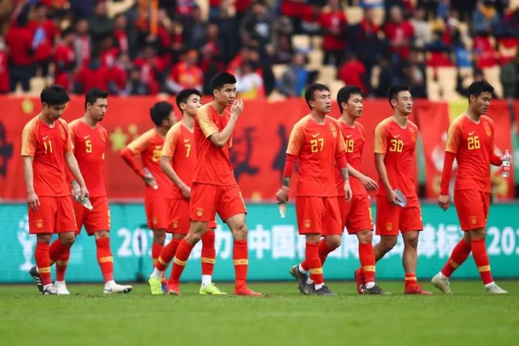 中国国足vs马来西亚小孩